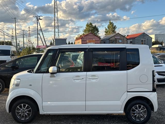 Ｎ－ＢＯＸ Ｇ・Ｌパッケージ　４ＷＤ　両側スライド・片側電動　ナビ　スマートキー　アイドリングストップ　電動格納ミラー　ベンチシート　ＣＶＴ　盗難防止システム　ＡＢＳ　ＥＳＣ　ＣＤ　ＤＶＤ再生　ＵＳＢ　ミュージックプレイヤー接続可（25枚目）