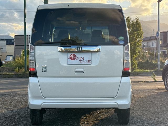 Ｎ－ＢＯＸ Ｇ・Ｌパッケージ　４ＷＤ　両側スライド・片側電動　ナビ　スマートキー　アイドリングストップ　電動格納ミラー　ベンチシート　ＣＶＴ　盗難防止システム　ＡＢＳ　ＥＳＣ　ＣＤ　ＤＶＤ再生　ＵＳＢ　ミュージックプレイヤー接続可（49枚目）