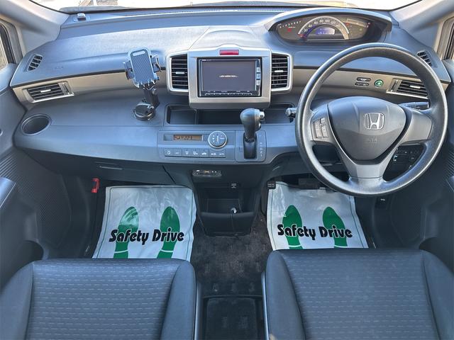 HONDA FREED SPIKE G JUST SELECTION