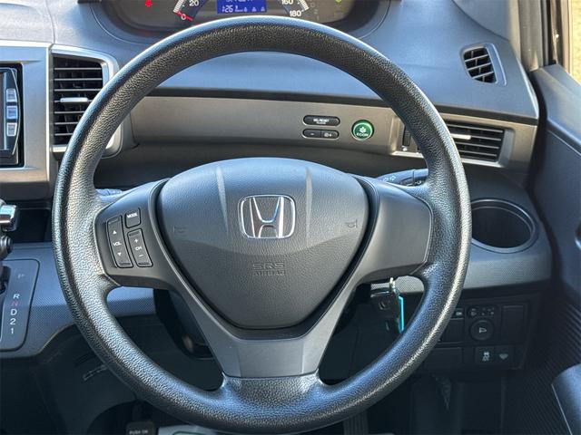 HONDA FREED SPIKE G JUST SELECTION