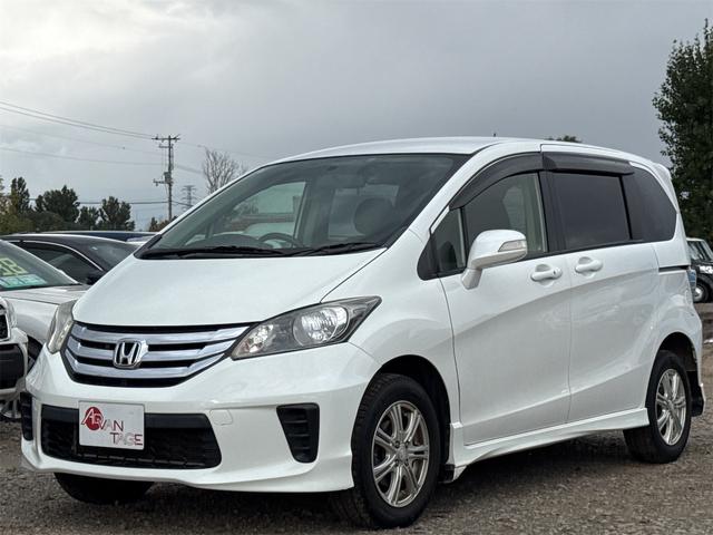 フリード G エアロ 4WD ドライブレコーダー ETC バックカメラ ナビ TV 両側スライド・片側電動 HID スマートキー 電動格納ミラー 3列シート ウォークスルー AT アルミホイール CD USB(27枚目)