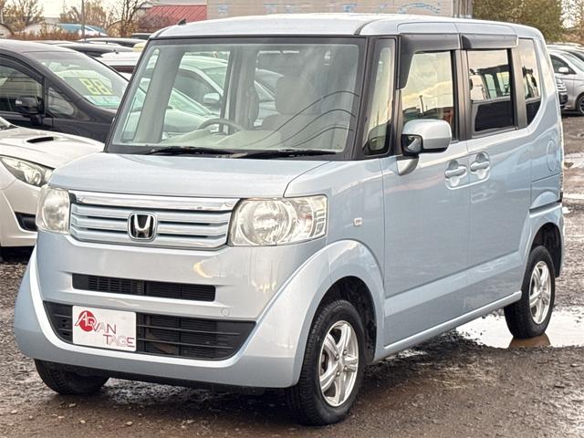 Ｎ－ＢＯＸ Ｇ　４ＷＤ　両側スライドドア　スマートキー　アイドリングストップ　電動格納ミラー　ベンチシート　ＣＶＴ　盗難防止システム　ＡＢＳ　ＥＳＣ　ＣＤ　ミュージックプレイヤー接続可　アルミホイール　衝突安全ボディ（22枚目）
