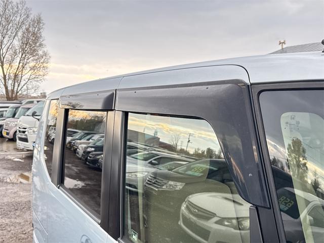 Ｎ－ＢＯＸ Ｇ　４ＷＤ　両側スライドドア　スマートキー　アイドリングストップ　電動格納ミラー　ベンチシート　ＣＶＴ　盗難防止システム　ＡＢＳ　ＥＳＣ　ＣＤ　ミュージックプレイヤー接続可　アルミホイール　衝突安全ボディ（31枚目）