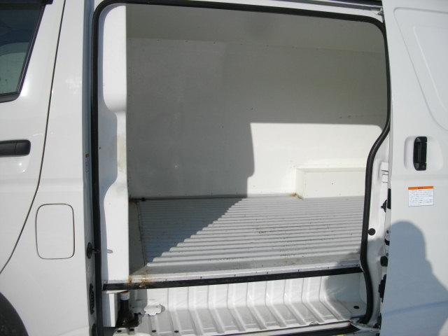 保冷バン3.0DTロング 4WD ETC 盗難防止(10枚目)