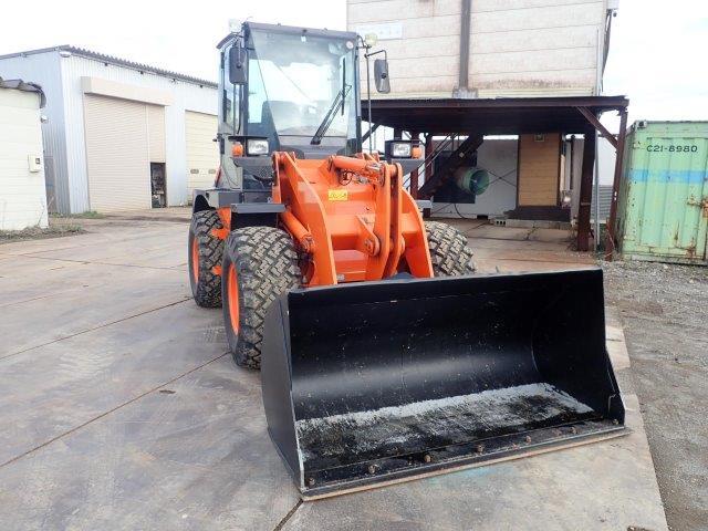日本 日立 ZW80S-5B ホイールローダー 1950時間 走行ダンパー無 スパイクタイヤ ツインヒーター(19枚目)