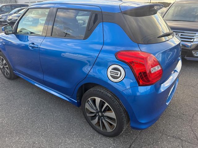 スイフト ハイブリッドRS 4WD(7枚目)