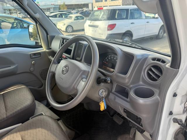 ＮＶ１００クリッパーバン ＤＸ　４ＷＤ（14枚目）