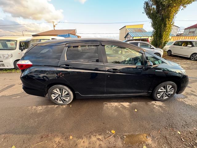 シャトル ハイブリッドZ 4WD(11枚目)