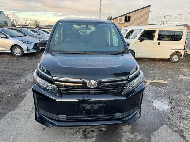 ヴォクシー Ｘ　４ＷＤ（2枚目）