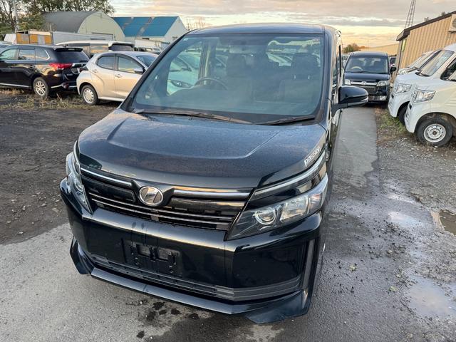 ヴォクシー Ｘ　４ＷＤ（3枚目）