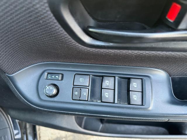 ヴォクシー Ｘ　４ＷＤ（15枚目）