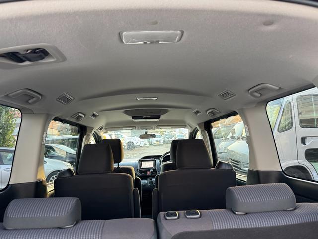 ヴォクシー Ｘ　４ＷＤ（26枚目）