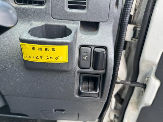 ハイゼットカーゴ スペシャル　４ＷＤ（16枚目）