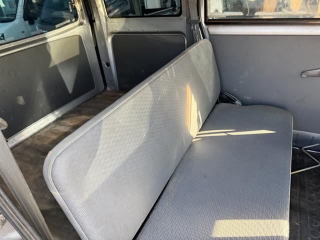 NV100クリッパーバン DX 4WD(25枚目)