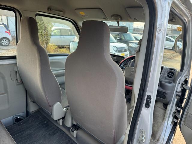 NV100クリッパーバン DX 4WD(20枚目)