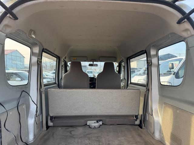 NV100クリッパーバン DX 4WD(24枚目)