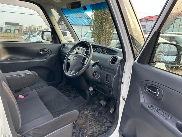 タント カスタムRS 4WD(27枚目)