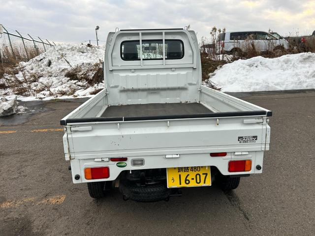キャリイトラック ＫＣエアコン・パワステ　４ＷＤ（7枚目）