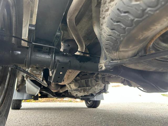 キャリイトラック ＫＣエアコン・パワステ　４ＷＤ（27枚目）