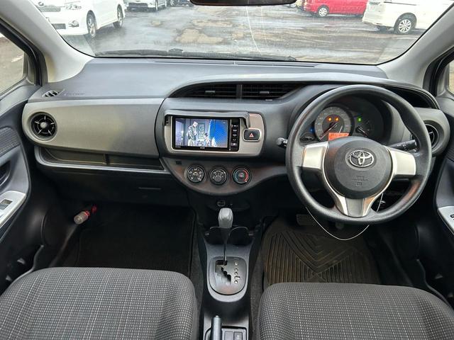 ヴィッツ F 4WD(12枚目)