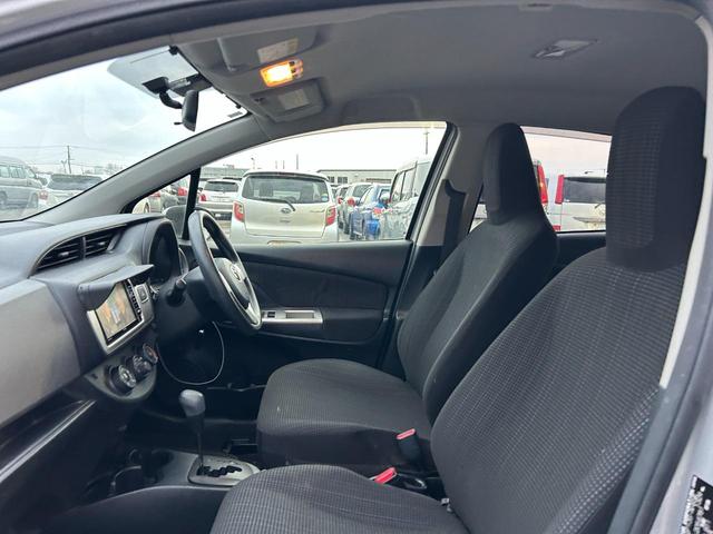 ヴィッツ F 4WD(16枚目)