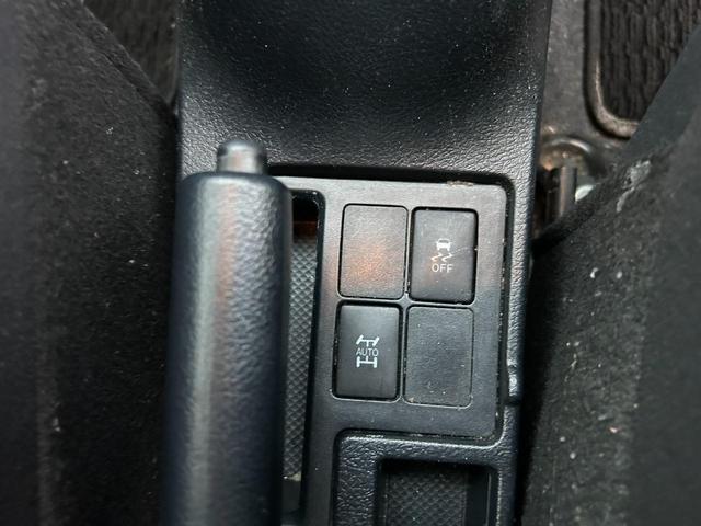 ヴィッツ F 4WD(28枚目)