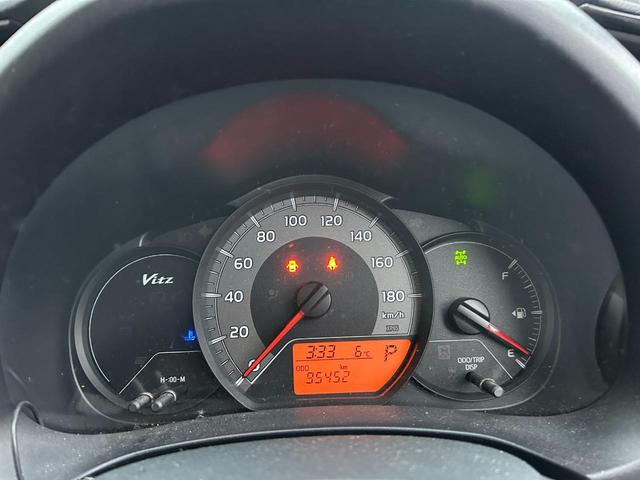 ヴィッツ F 4WD(34枚目)