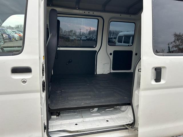 ハイゼットカーゴ 2シーターSAIII ハイルーフ 4WD(15枚目)