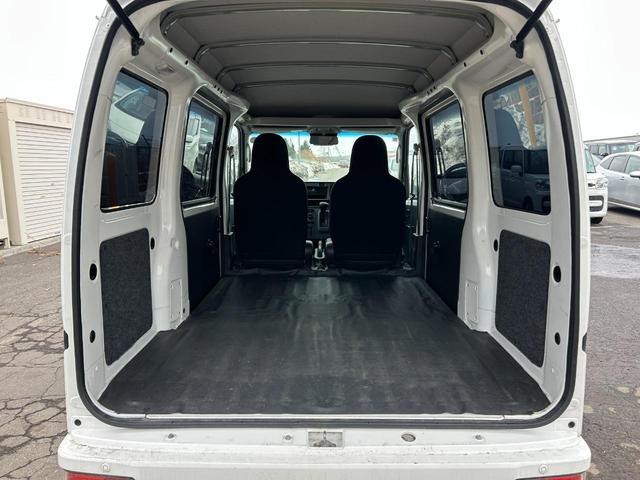 ハイゼットカーゴ 2シーターSAIII ハイルーフ 4WD(16枚目)