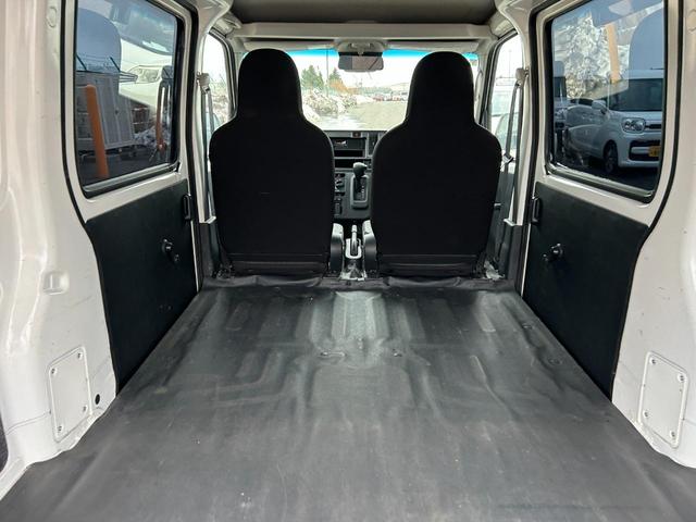 ハイゼットカーゴ 2シーターSAIII ハイルーフ 4WD(17枚目)