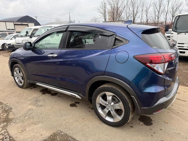 ヴェゼル ハイブリッドX・Lパッケージ 4WD(6枚目)