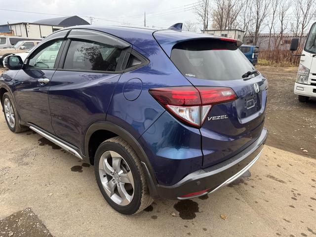 ヴェゼル ハイブリッドX・Lパッケージ 4WD(7枚目)