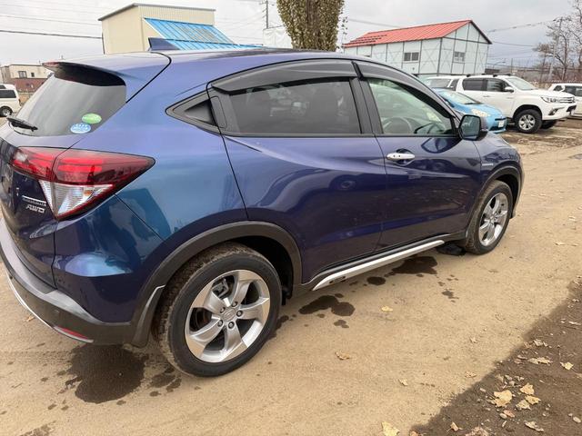 ヴェゼル ハイブリッドX・Lパッケージ 4WD(11枚目)