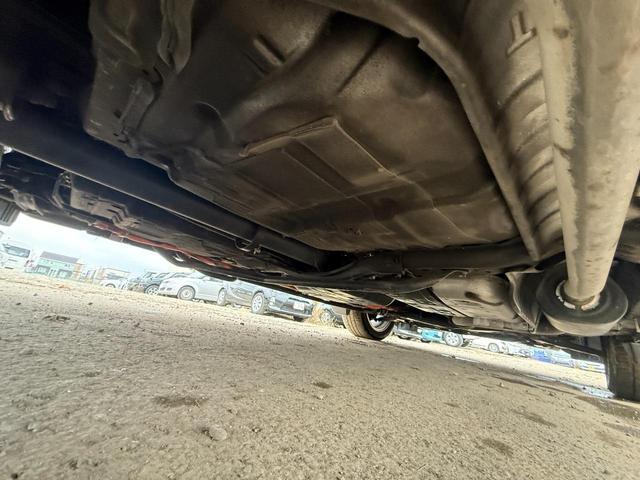 ヴェゼル ハイブリッドX・Lパッケージ 4WD(14枚目)