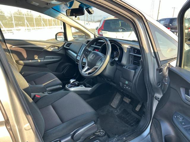 フィットハイブリッド Fパッケージ 4WD(20枚目)