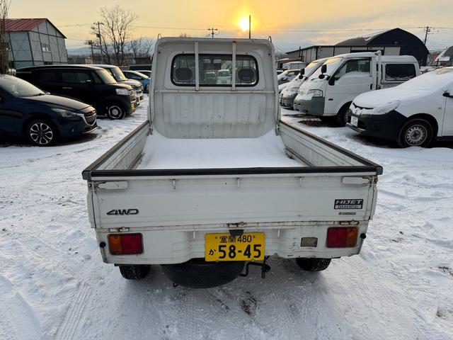 ハイゼットトラック エアコン・パワステ　スペシャル　４ＷＤ（8枚目）