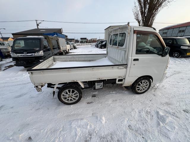 ハイゼットトラック エアコン・パワステ　スペシャル　４ＷＤ（11枚目）