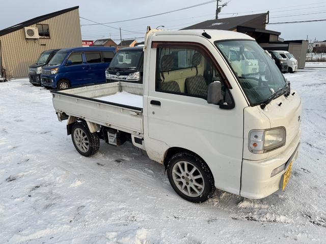 ハイゼットトラック エアコン・パワステ　スペシャル　４ＷＤ（12枚目）