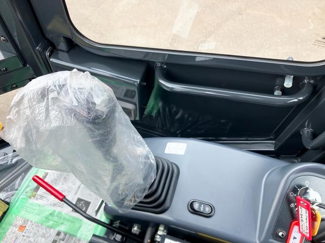 日本 　コマツ　中古　ホイールローダ　ＷＡ３０－６Ｅ０（16枚目）
