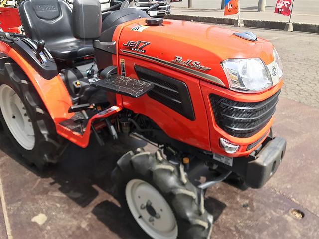 ホイルローダー110万‼️クボタ製エンジン載せ替え済