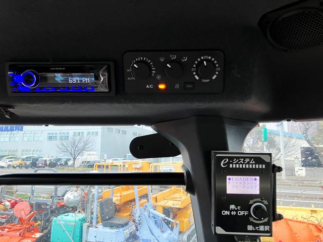 日本 クボタ 中古 トラクター MR1000(12枚目)