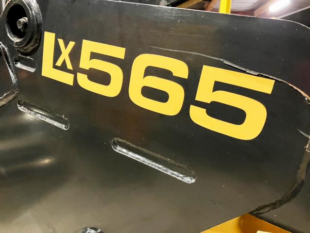 日本 ニューホランド 中古 スキッドローダー LX565(7枚目)