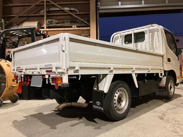 ダイナトラック 中古　４ＷＤ　平ボディ（3枚目）