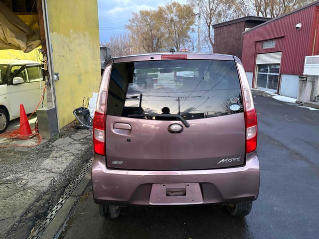 ムーヴ Ｘリミテッド　４ＷＤ　バックカメラ　ナビ　ＴＶ　スマートキー　アイドリングストップ　ベンチシート　ＣＶＴ　盗難防止システム　ＡＢＳ　ＣＤ　ミュージックプレイヤー接続可　アルミホイール　衝突安全ボディ　エアコン（15枚目）