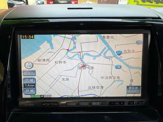 ルークス ハイウェイスターターボ　アーバンセレクション　４ＷＤ　ＥＴＣ　両側電動スライドドア　ナビ　ＴＶ　ＨＩＤ　スマートキー　シートヒーター　ベンチシート　ターボ　ＣＶＴ　盗難防止システム　ＡＢＳ　ＣＤ　アルミホイール　衝突安全ボディ　エアコン（3枚目）