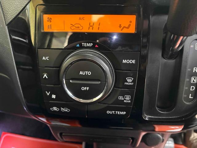 ルークス ハイウェイスターターボ　アーバンセレクション　４ＷＤ　ＥＴＣ　両側電動スライドドア　ナビ　ＴＶ　ＨＩＤ　スマートキー　シートヒーター　ベンチシート　ターボ　ＣＶＴ　盗難防止システム　ＡＢＳ　ＣＤ　アルミホイール　衝突安全ボディ　エアコン（5枚目）