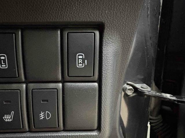 ルークス ハイウェイスターターボ　アーバンセレクション　４ＷＤ　ＥＴＣ　両側電動スライドドア　ナビ　ＴＶ　ＨＩＤ　スマートキー　シートヒーター　ベンチシート　ターボ　ＣＶＴ　盗難防止システム　ＡＢＳ　ＣＤ　アルミホイール　衝突安全ボディ　エアコン（6枚目）