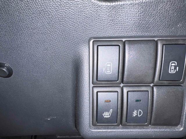 ルークス ハイウェイスターターボ　アーバンセレクション　４ＷＤ　ＥＴＣ　両側電動スライドドア　ナビ　ＴＶ　ＨＩＤ　スマートキー　シートヒーター　ベンチシート　ターボ　ＣＶＴ　盗難防止システム　ＡＢＳ　ＣＤ　アルミホイール　衝突安全ボディ　エアコン（7枚目）