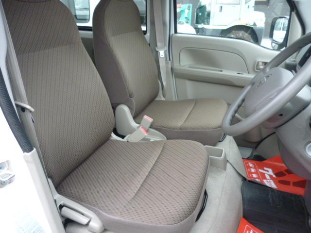 NV100クリッパーバン DX GLセーフティパッケージ 4WD 4速オートマ 衝突被害軽減ブレーキ ナビ TV(5枚目)