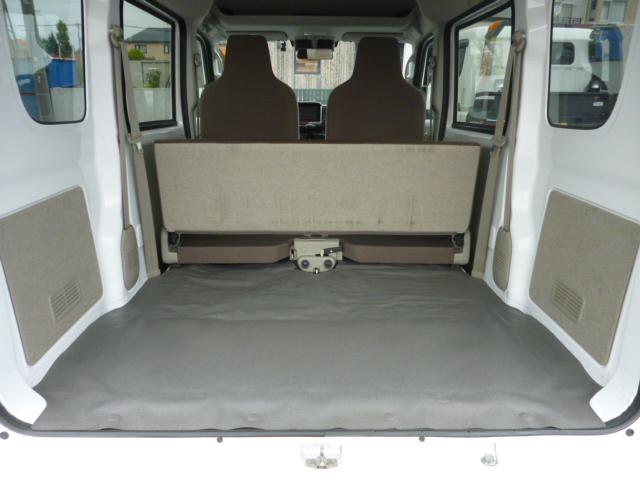 NV100クリッパーバン DX GLセーフティパッケージ 4WD 4速オートマ 衝突被害軽減ブレーキ ナビ TV(9枚目)